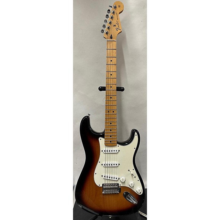 Used Fender 2015 Player Stratocaster Solid Body Electric Guitar 2 Color Sunburst Guitar Center
