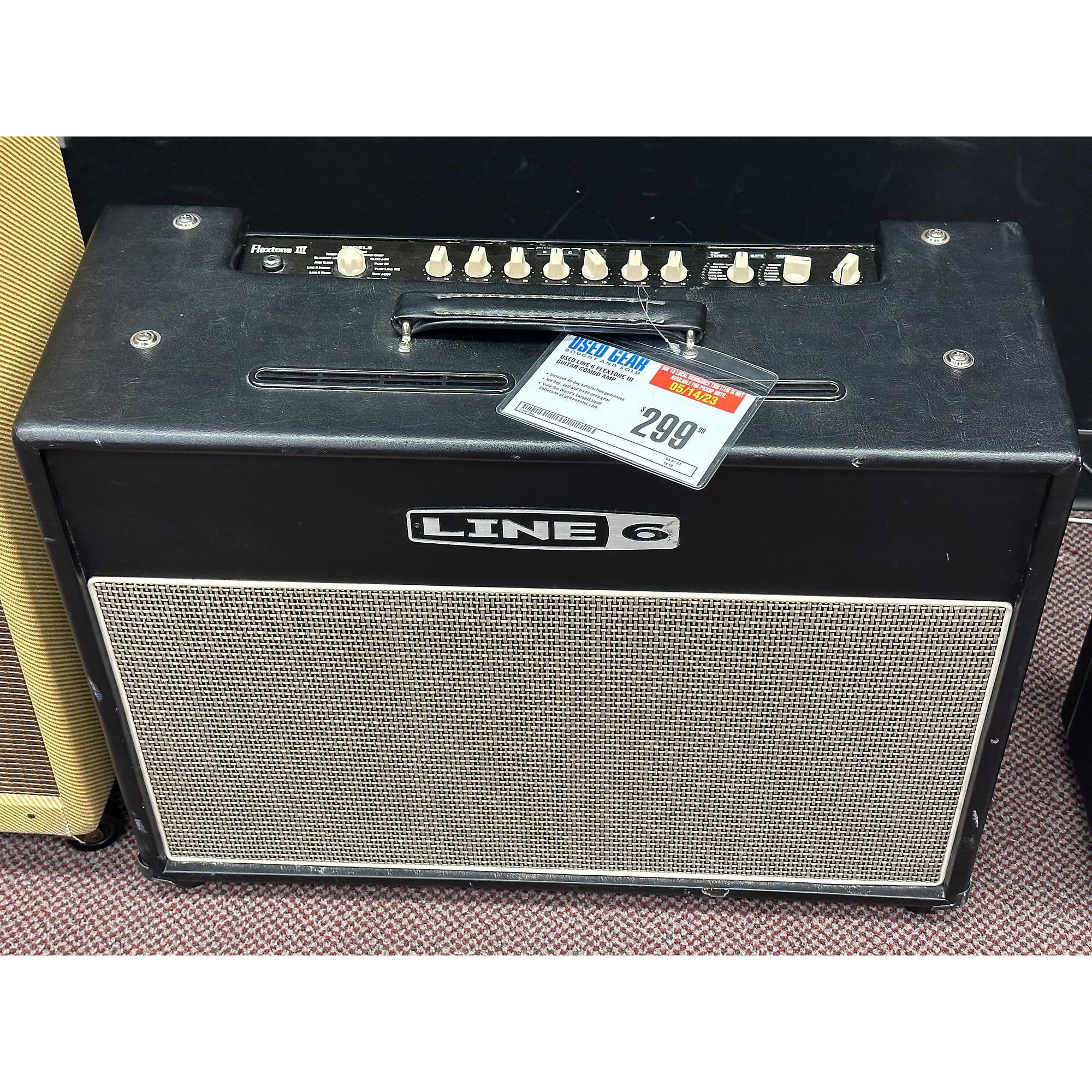 Used Line 6 Flextone III Guitar Combo Amp | Guitar Center