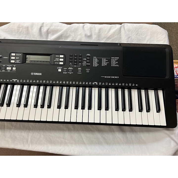 Used Yamaha PSREW300 76 Key Portable Keyboard Guitar Center