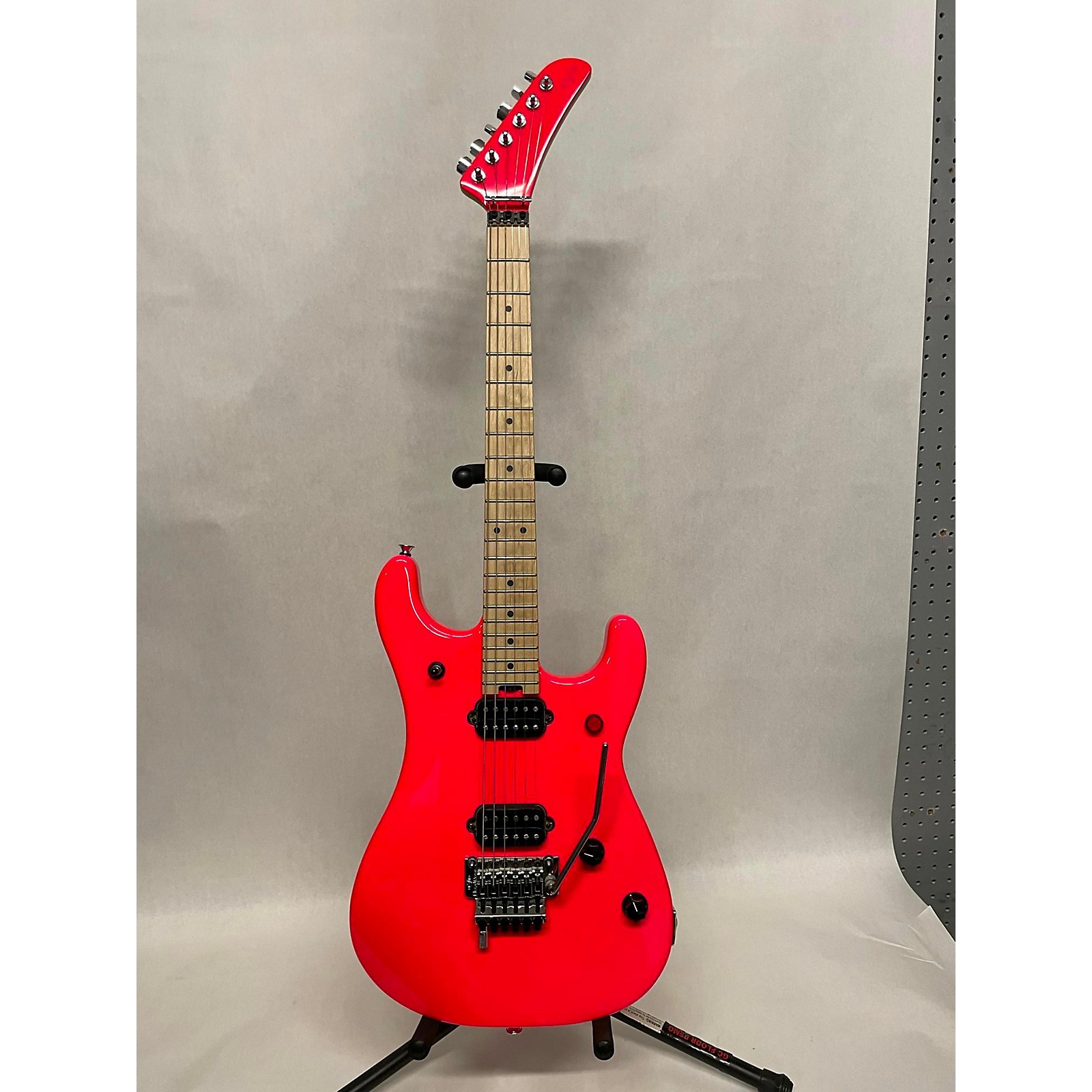 Evh 5150 deals guitar rocket red