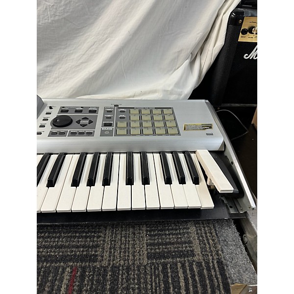 Used Roland Fantom X6 Keyboard Workstation