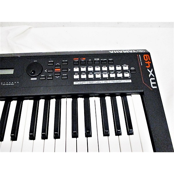 Used Yamaha MX49 49 Key Keyboard Workstation