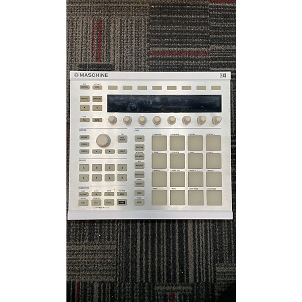 Used Native Instruments Maschine MKII MIDI Controller