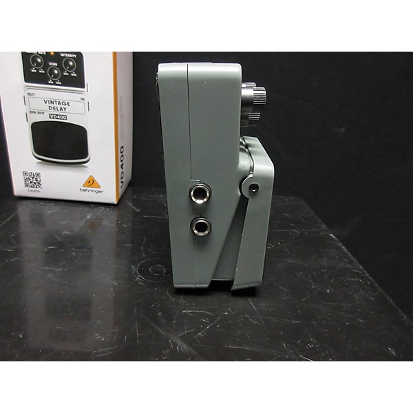 Used Behringer VD400 Vintage Delay Effect Pedal
