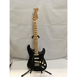 Used Fender Used Fender Player Stratocaster Black Solid Body Electric Guitar