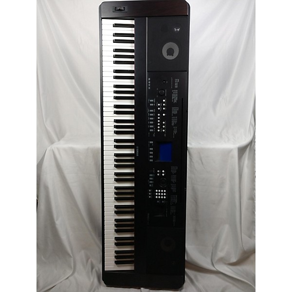 Used Yamaha DGX650 88 Key Portable Keyboard Guitar Center