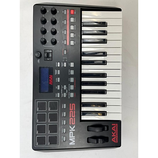 Used Akai Professional Used Akai Professional MPK225 25-Key MIDI Controller