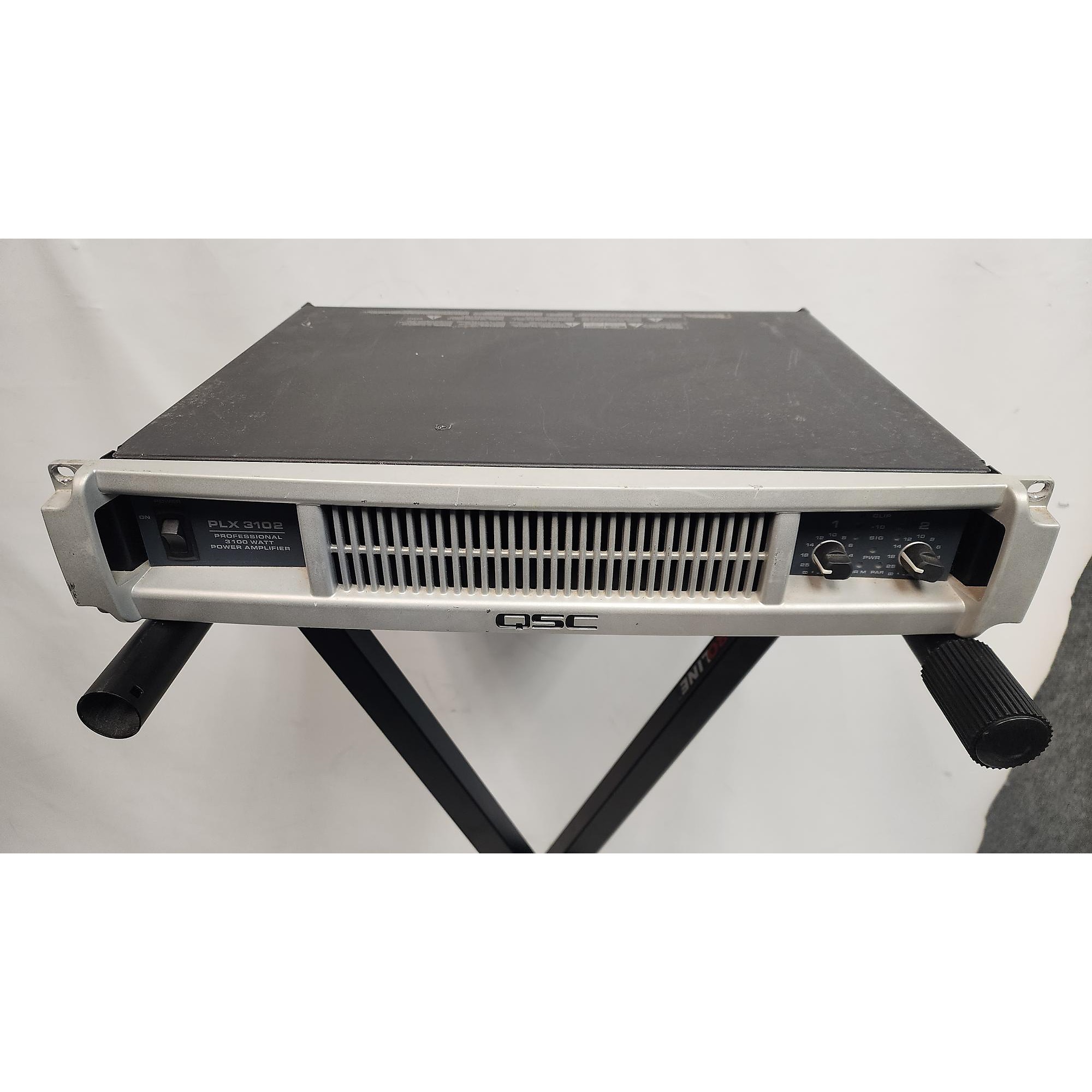 Used QSC PLX3102 Power Amp | Guitar Center