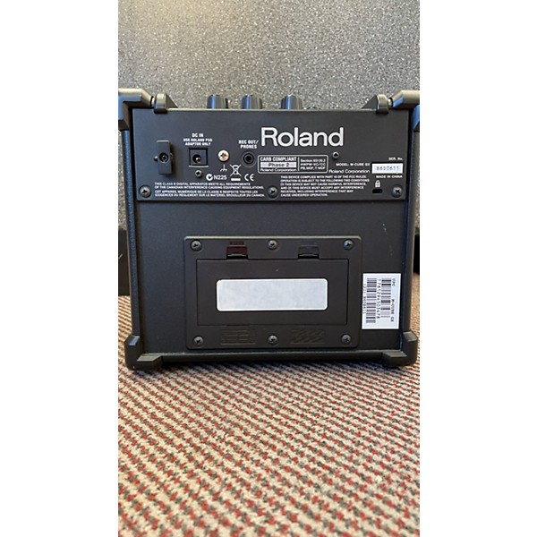 Used Roland Micro Cube Guitar Combo Amp