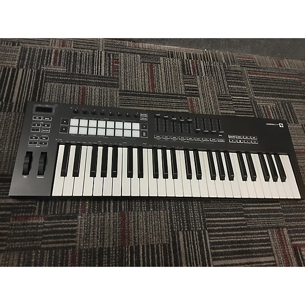 Guitar center online novation launchkey