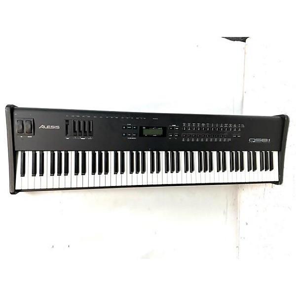Used Alesis QS8.1 Keyboard Workstation Guitar Center
