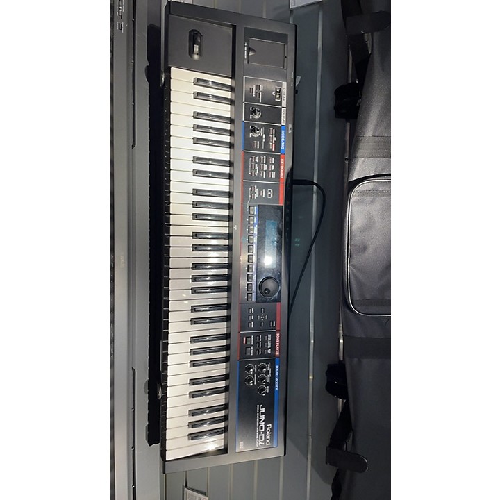 Used Roland Juno DI Synthesizer | Guitar Center
