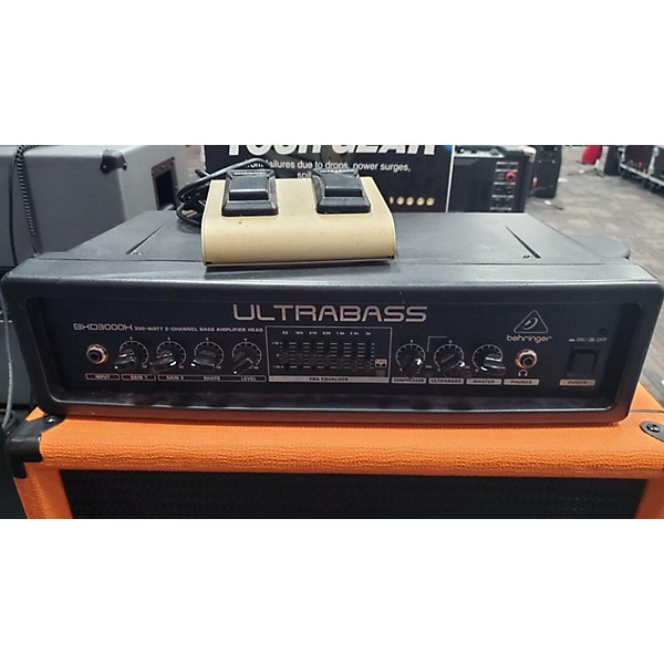 Used Behringer Ultrabass BXD3000H Bass Amp Head