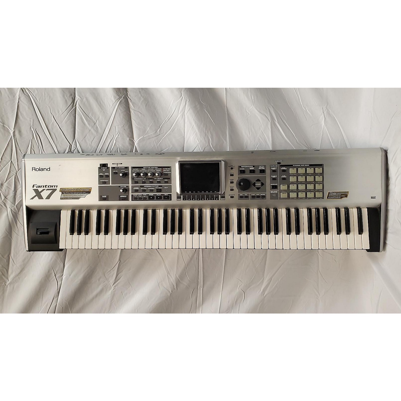 Used Roland FANTOM X7 Keyboard Workstation | Guitar Center