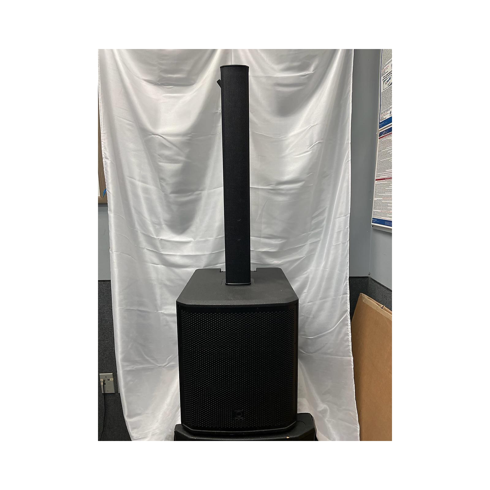 Used Turbosound IP2000 Powered Speaker Guitar Center