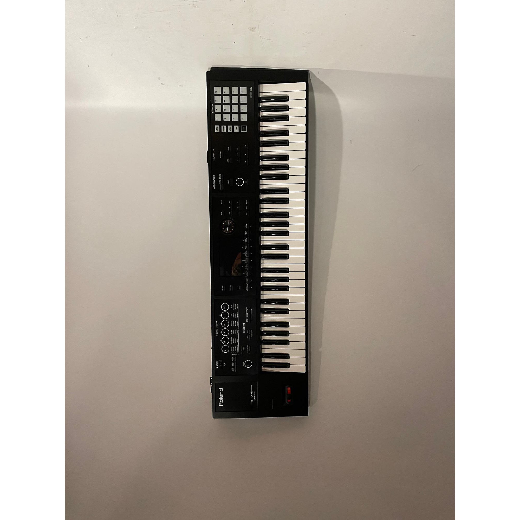 Used Roland FA-06 Keyboard Workstation | Guitar Center