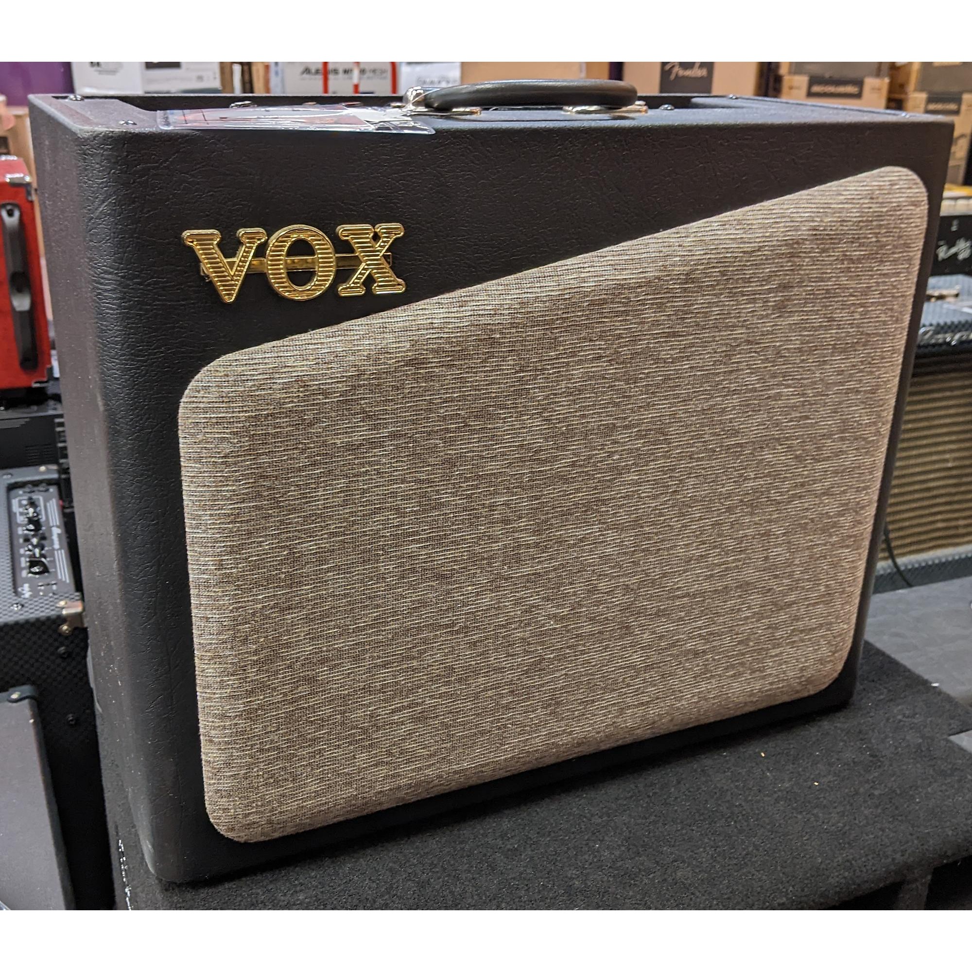 Used VOX AV30 30W 1x10 Analog Modeling Guitar Combo Amp