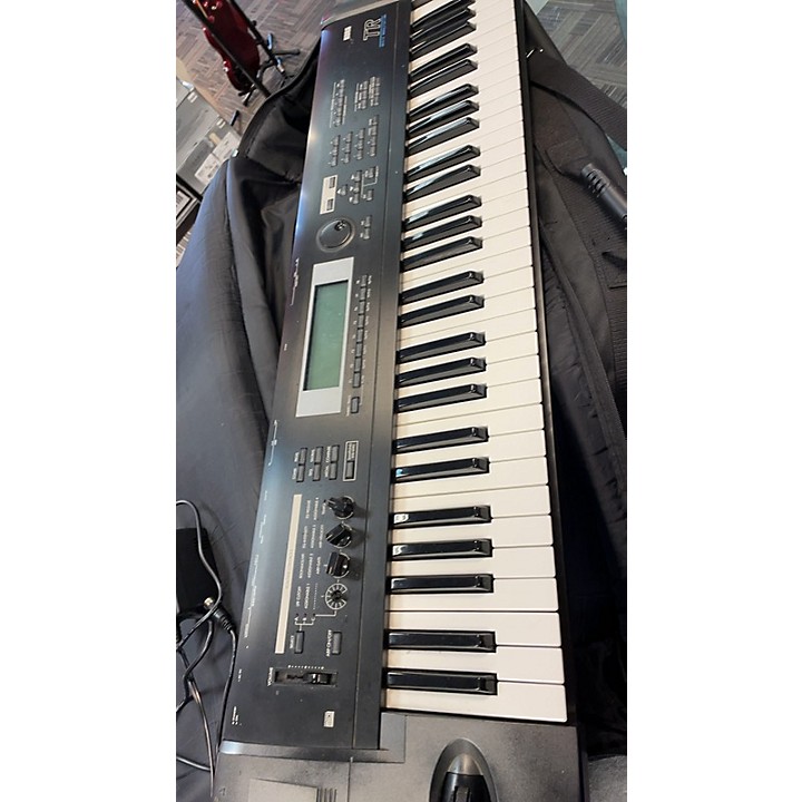 Used KORG TR61 Synthesizer | Guitar Center