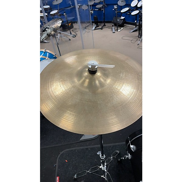 Used Zildjian 18in Avedis Crash Cymbal