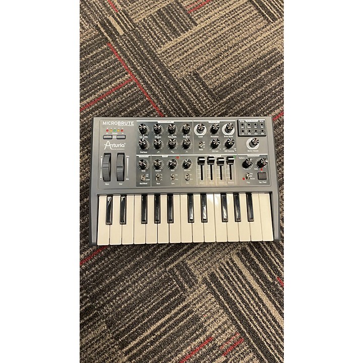 Used Arturia Microbrute Analog Synthesizer | Guitar Center