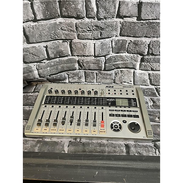 Used Zoom R24 MultiTrack Recorder | Guitar Center