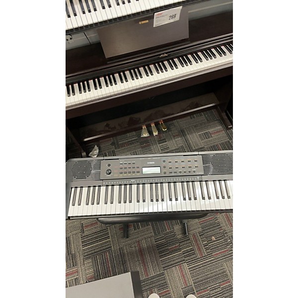 Used Yamaha PSR E 273 Digital Piano