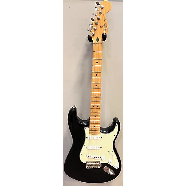 Used fender stratocaster guitar shop center