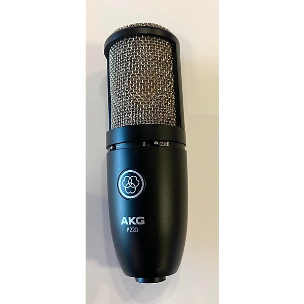 AKG P220-