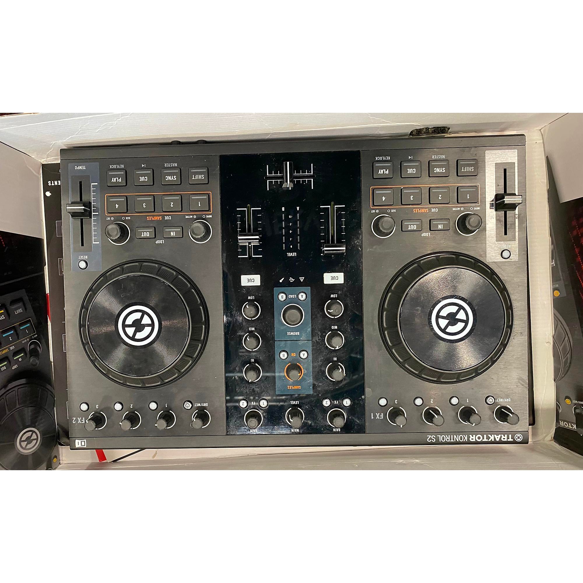 Traktor Kontrol S2 Mk1