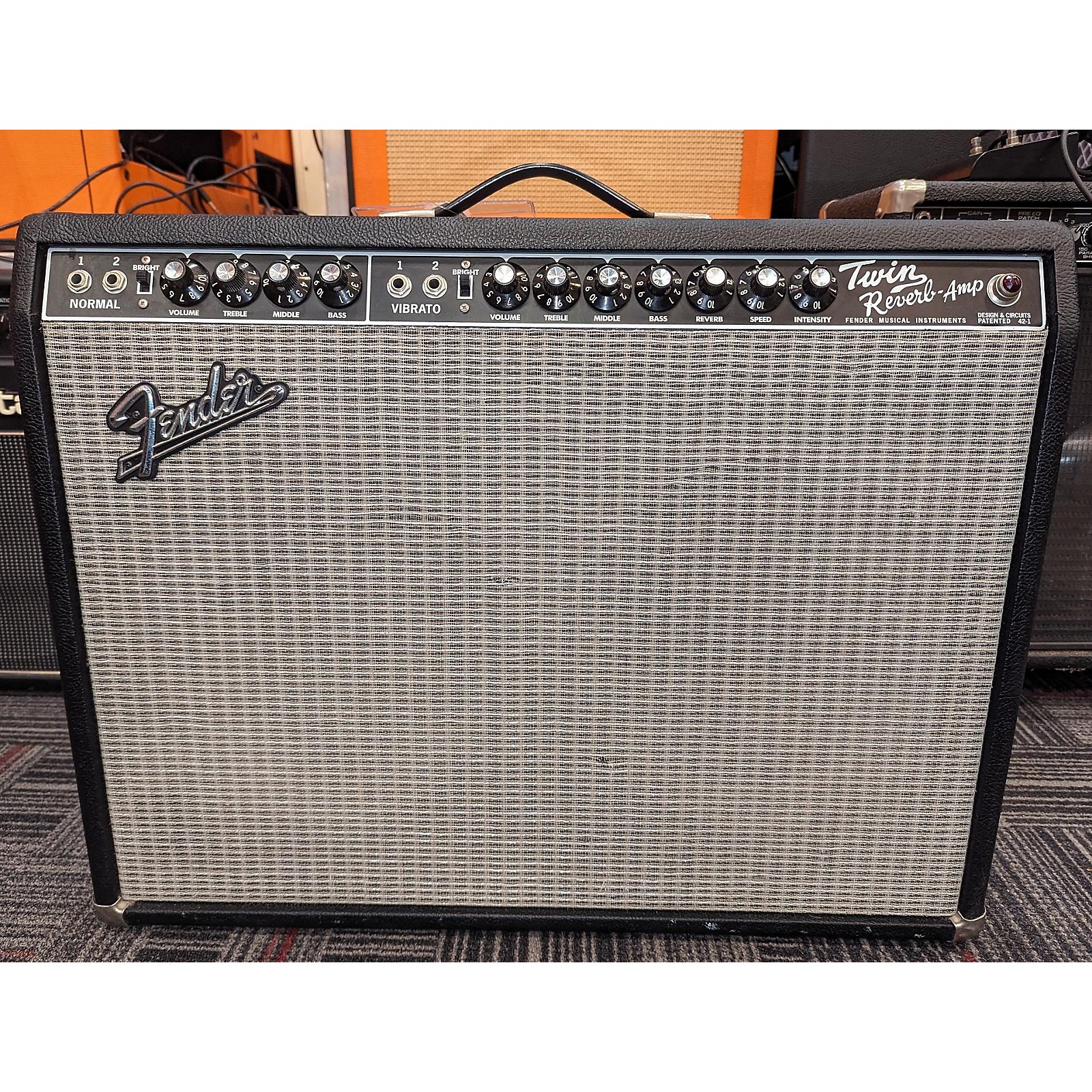 Used Fender Twin Reverb 2x12 Tube Guitar Combo Amp | Guitar Center