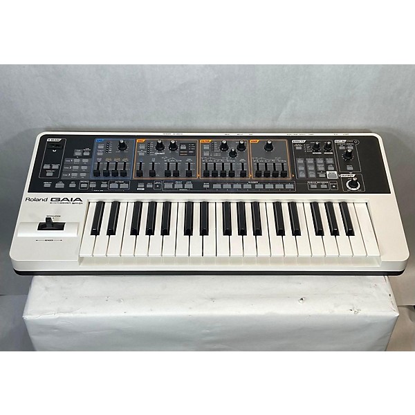 Used Roland Gaia SH01 37 Key Synthesizer | Guitar Center