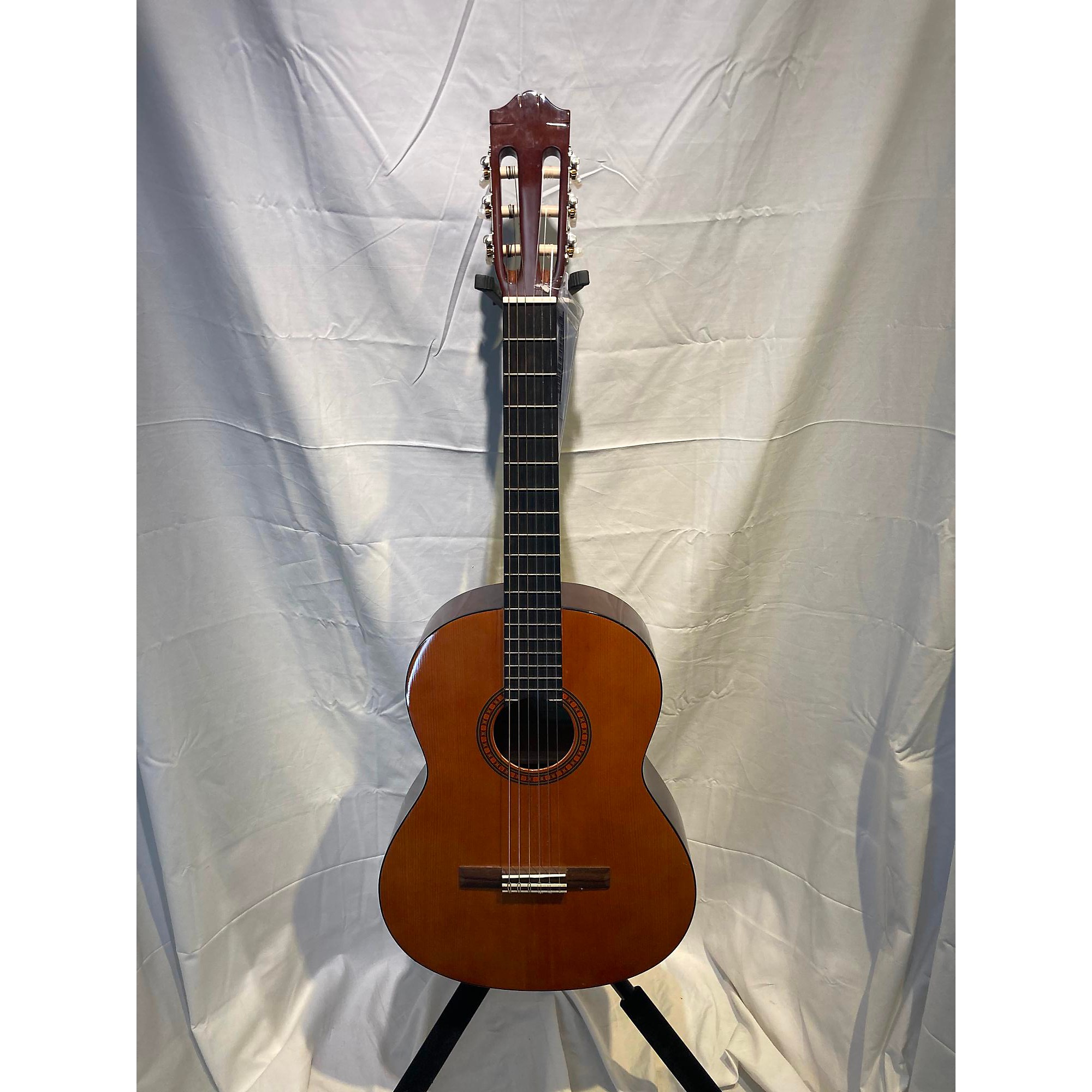 Used Yamaha CS40 Classical Acoustic Guitar | Guitar Center