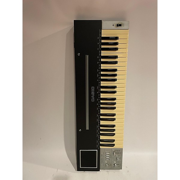 Used Casio Casiotone 202 Synthesizer