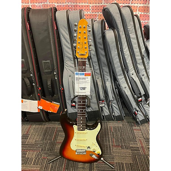 Used Fender 2000s ST XII Solid Body Electric Guitar 2 Color Sunburst