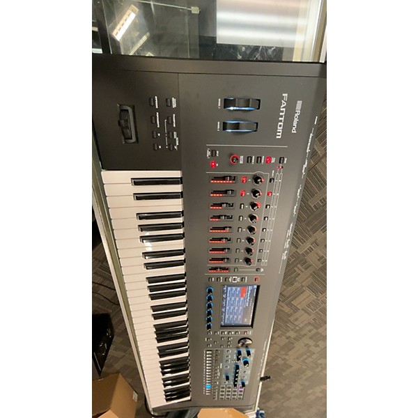Used Roland 2020 Fantom 6 Keyboard Workstation