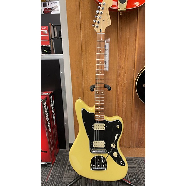 Fender deals jazzmaster yellow