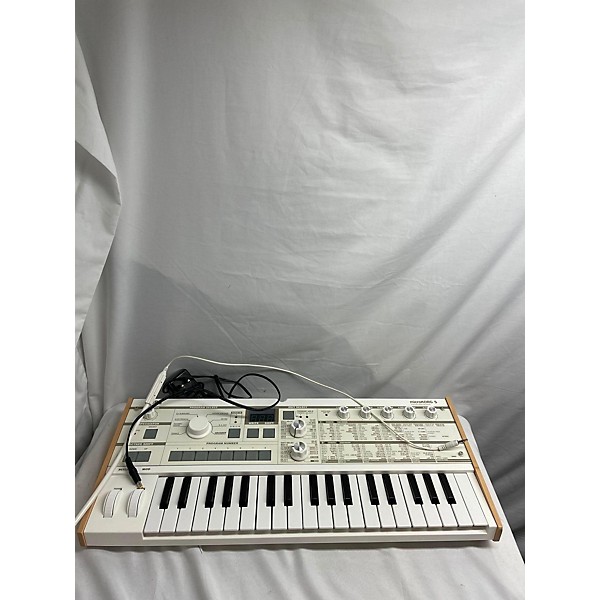 Used KORG MicroKORG-S Synthesizer