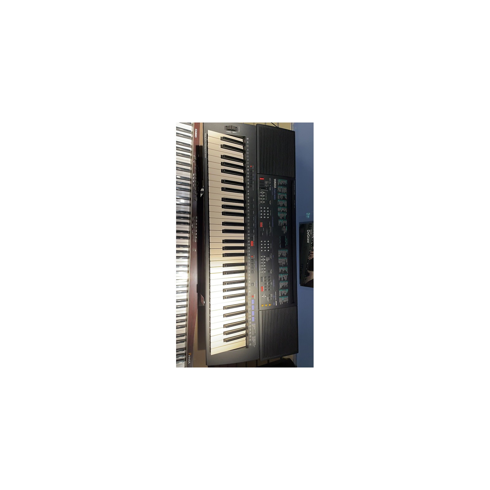 Achat SYNTHETISEUR YAMAHA PSR-500 PIED HOUSSE occasion - Ahuy