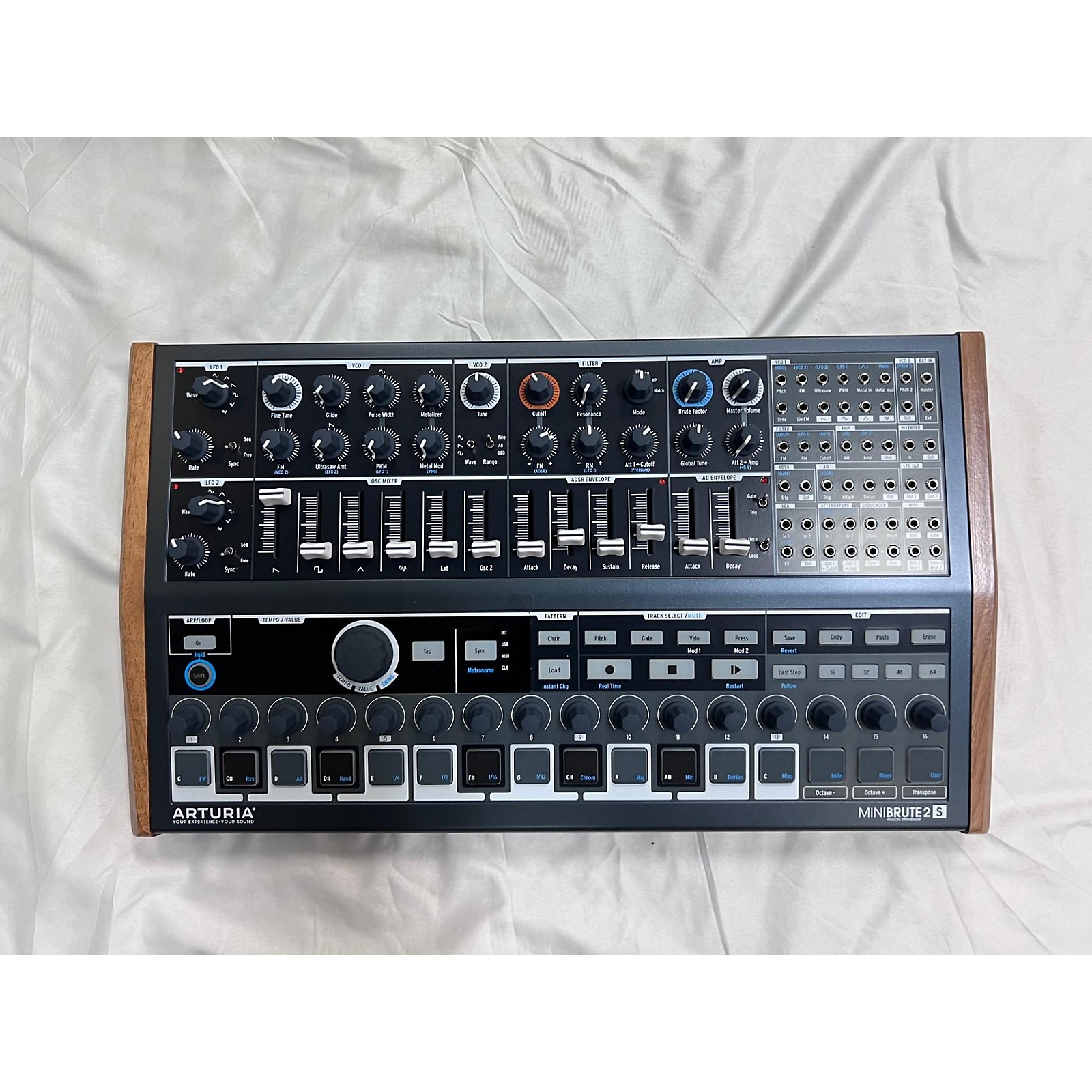 Used Arturia Minibrute 2S Synthesizer | Guitar Center