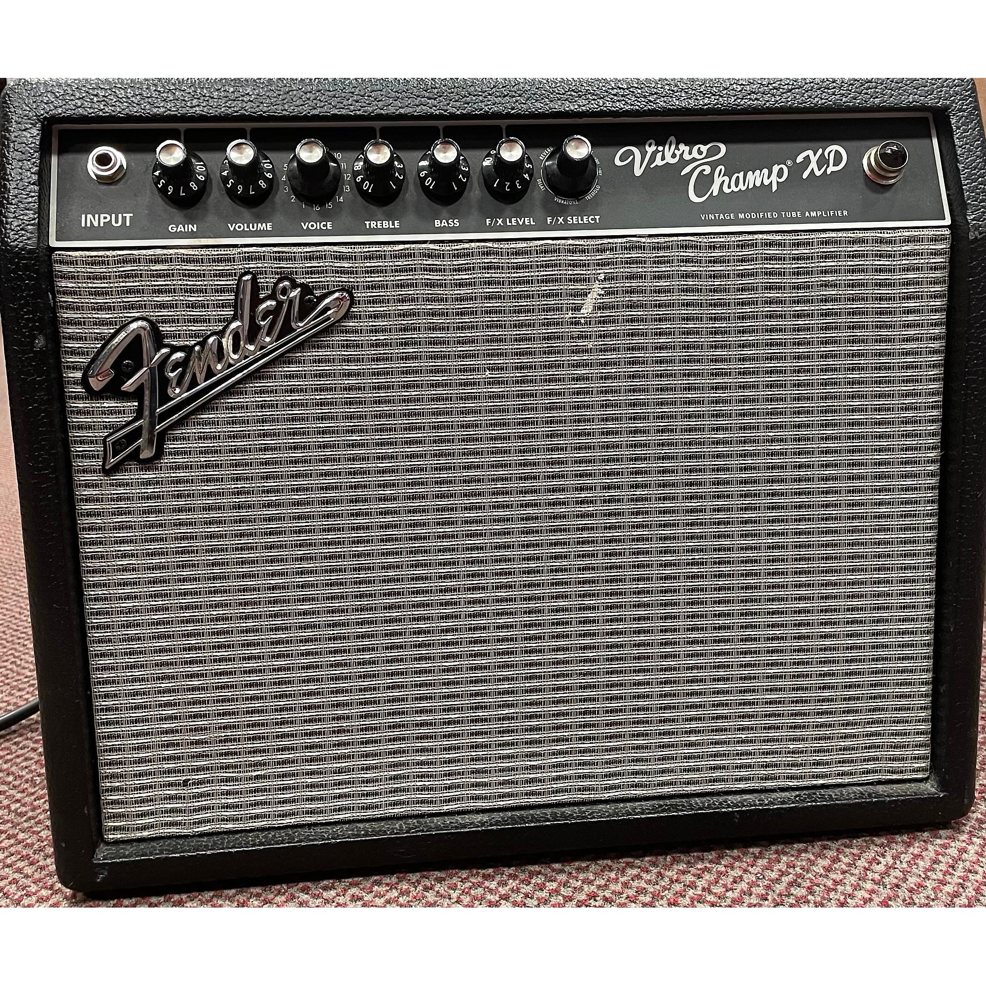 Used Fender Vibro Champ XD 5W 1X8 Guitar Combo Amp | Guitar Center