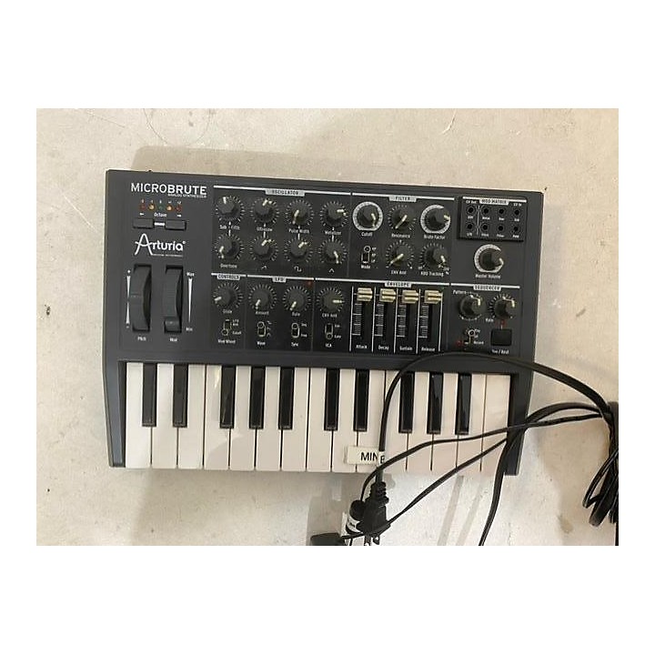 Used Arturia Microbrute Analog Synthesizer | Guitar Center