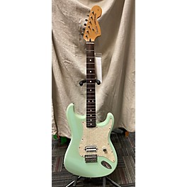 Used Fender Used Fender Tom Delonge Signature Stratocaster Mint Green Solid Body Electric Guitar