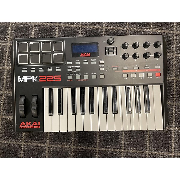 Used Akai Professional MPK225 25-Key MIDI Controller