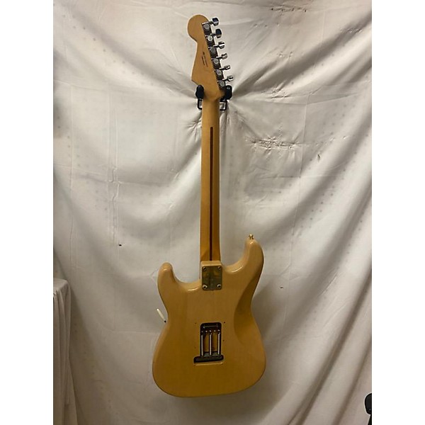 Used Fender Used 2008 Fender Player Plus Stratocaster Honey Blonde Solid Body Electric Guitar