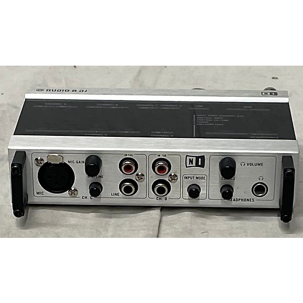Used Native Instruments DJ 8 Audio Interface