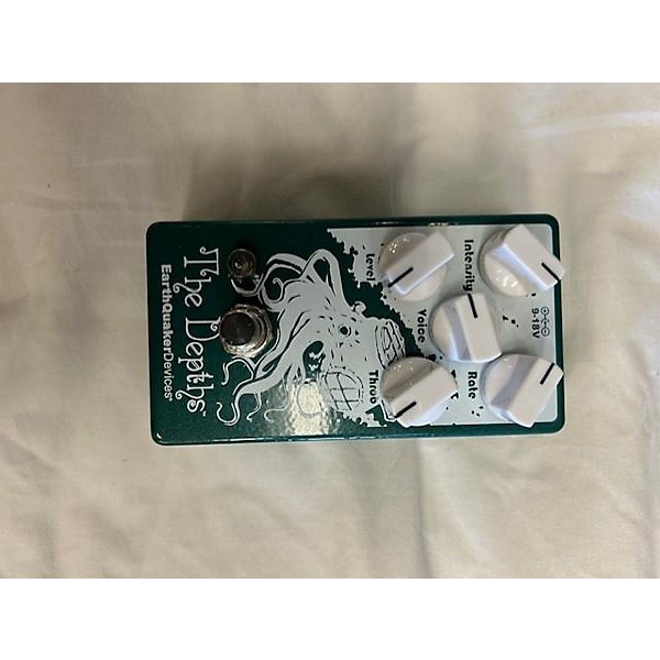 Used EarthQuaker Devices The Depths Optical Vibe Machine Effect