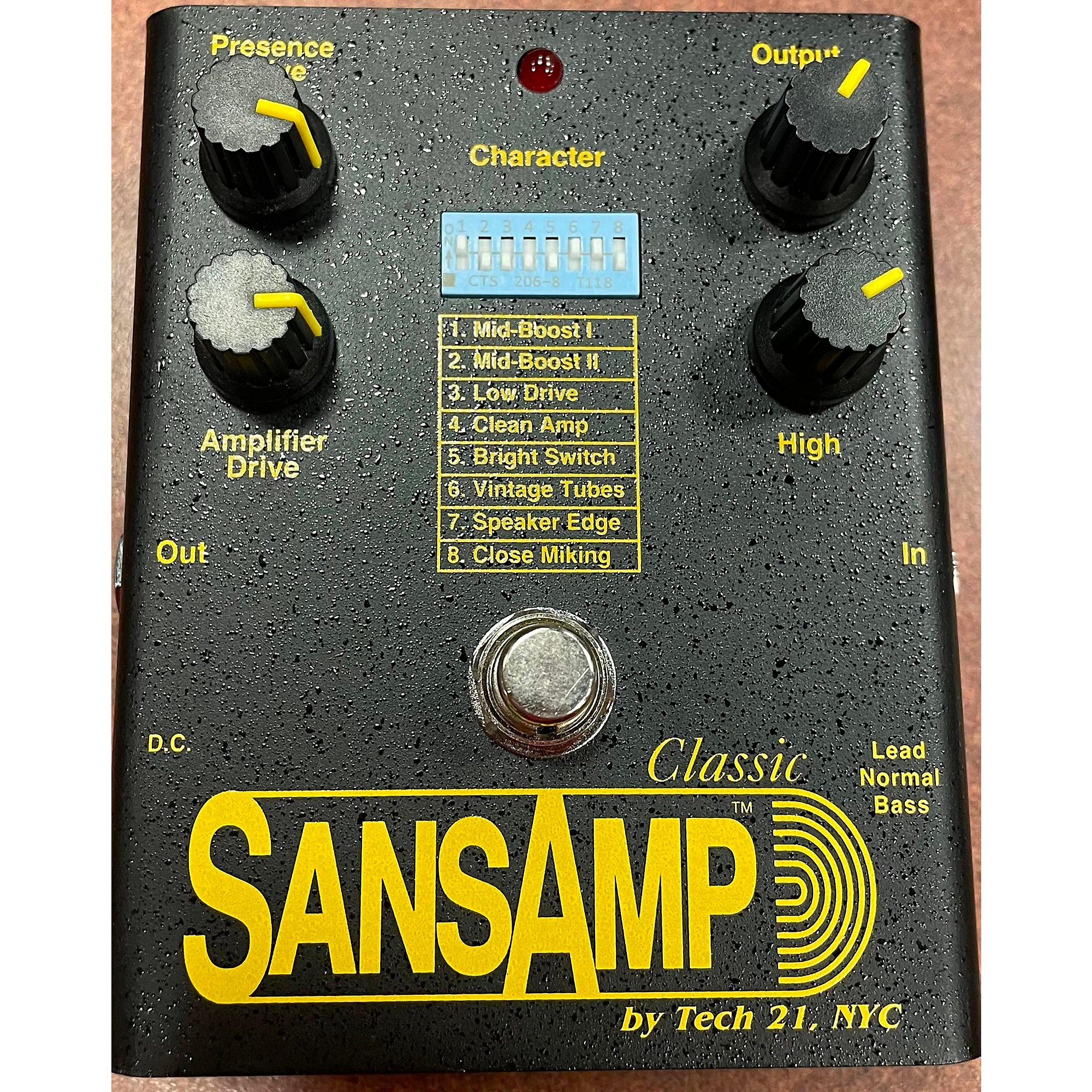 Used Tech 21 SANSAMP CLASSIC Bass Effect Pedal | Guitar Center