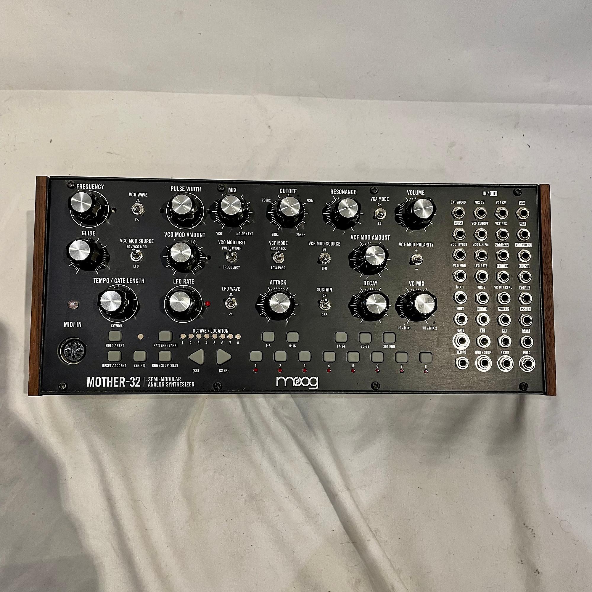 Used Moog MOTHER 32 Synthesizer | Guitar Center