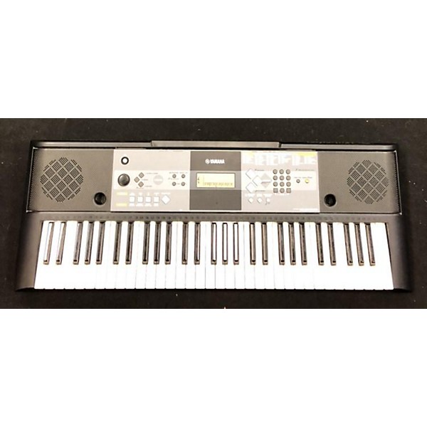 Used Yamaha PSRE233 61 Key Portable Keyboard | Guitar Center