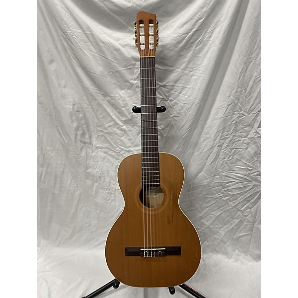 Used Art & Lutherie Ami Nylon Cedar Classical Acoustic Guitar